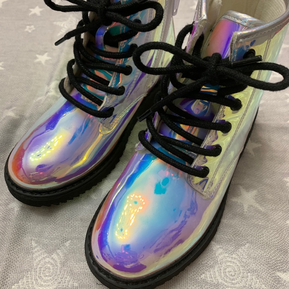 Children’s place iridescent boots girls size 12
